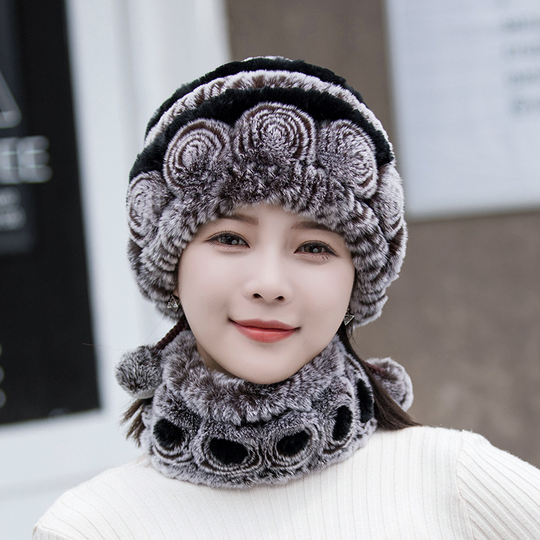 Soft Hat with Faux Fur Trim for Women | Ideal for Winter
