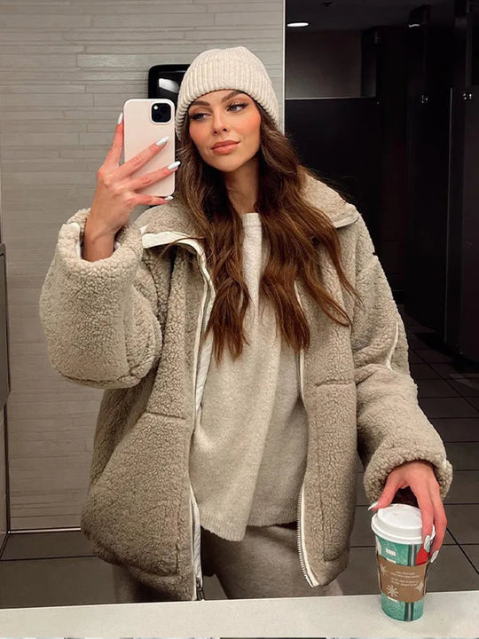 Women's Oversized Fleece Jacket with Zipper and High Collar | Comfortable Plush Winter Coat