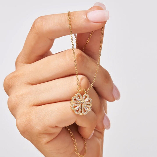 Dames Ketting met Harten en Cirkel Hanger | Verstelbare Goudkleurige Halsketting | Zirkonia Sieraden