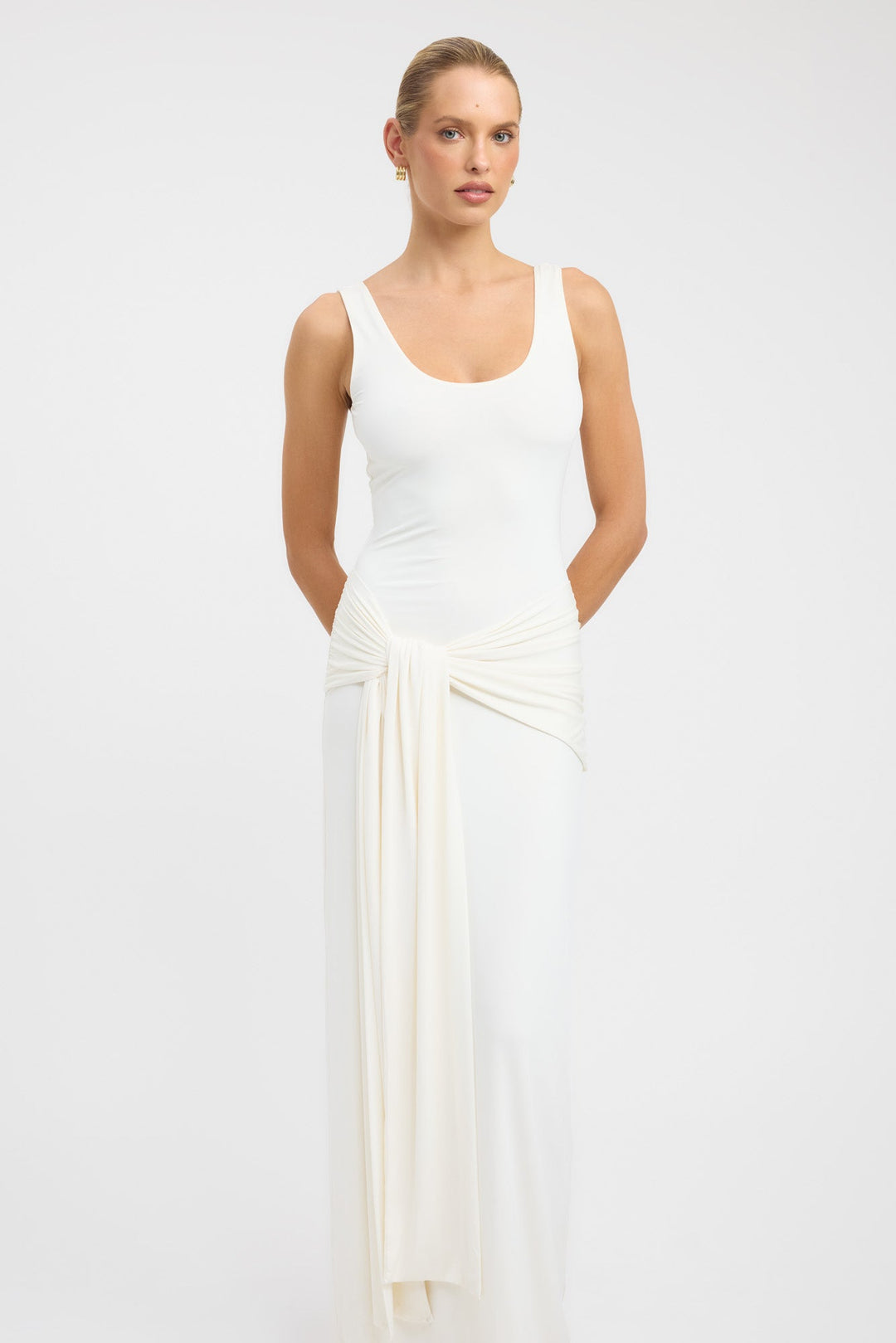 Women's | Maxi Dress | Sleeveless | Round Neck | Waist Accent | Elegant | Comfortable