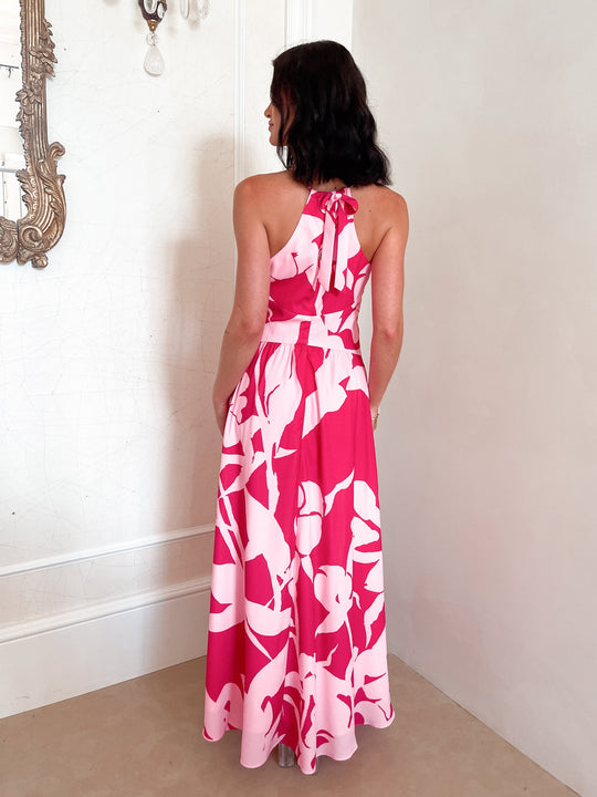 Dames | Nyra Jurk | Rode Bloemen | Halternek | Vloeiende Rok | Maxi Lengte