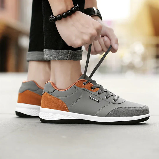 Men's Casual Lace-Up Shoes with Contrasting Panel Details