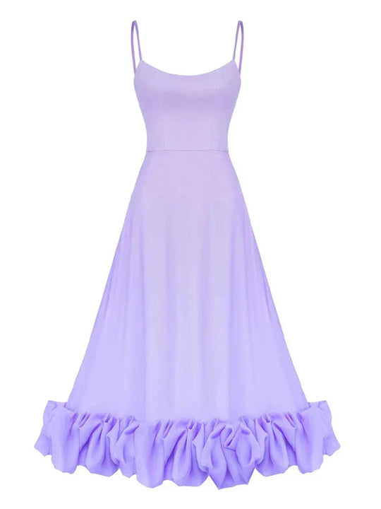 Elegant dress with spaghetti straps and ruffles