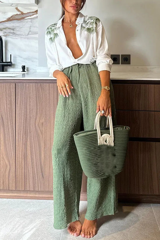 Callie | Casual Summer Set | Loose Pants | White Blouse | Fashionable | Comfortable