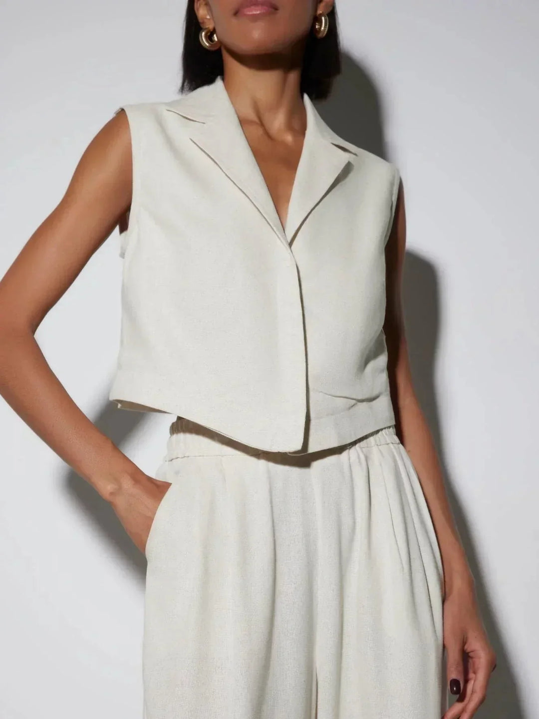 Women | Linen Set | Sleeveless Blazer | Wide Leg Pants | Chic | Elegant | Stylish
