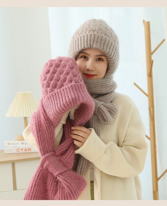 Adult Hat with Integrated Scarf | Ideal for Winter