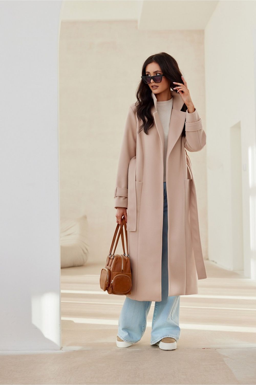 Women's Fall/Winter Coat | With Classic Collar and Long Sleeves | Fitted Coat with Lining